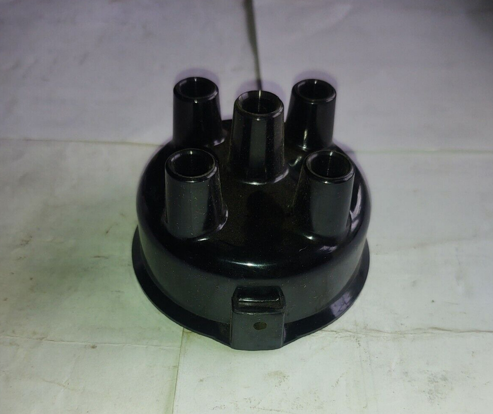 SHURHIT PRODUCTS D-300 DISTRIBUTOR CAP (4CYL) / C-150