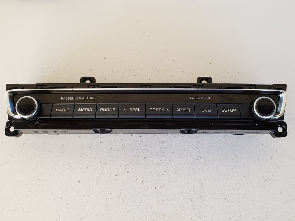 17 18 Kia Optima Sound System Instrument Panel Control