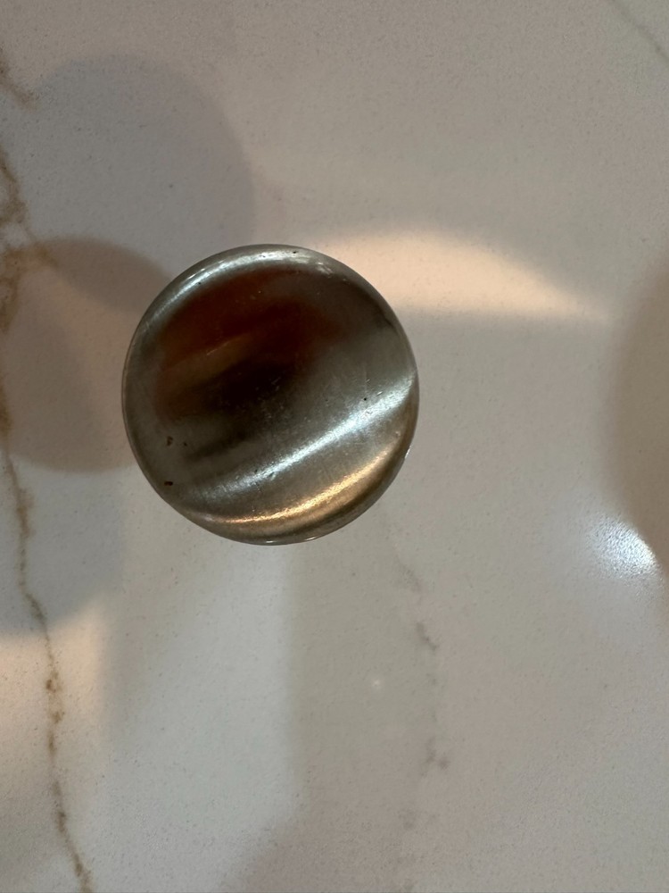 49 Kitchen Cabinet Knobs - Silver - 1'1/4"