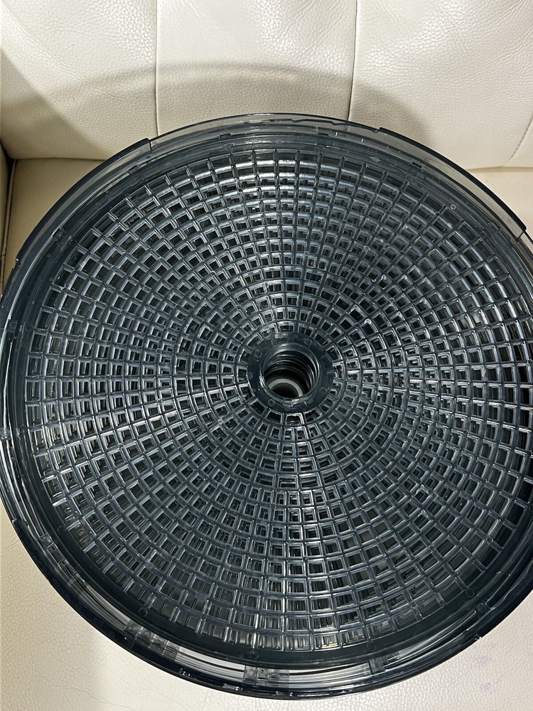 MAGIC CHEF FOOD DEHYDRATOR W/ 5 STACKABLE TRAYS!