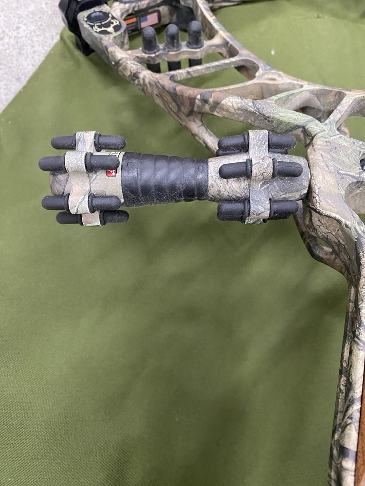 Hoyt Nitrum Turbo 60 WT 29 Draw Compound Bow Bundle