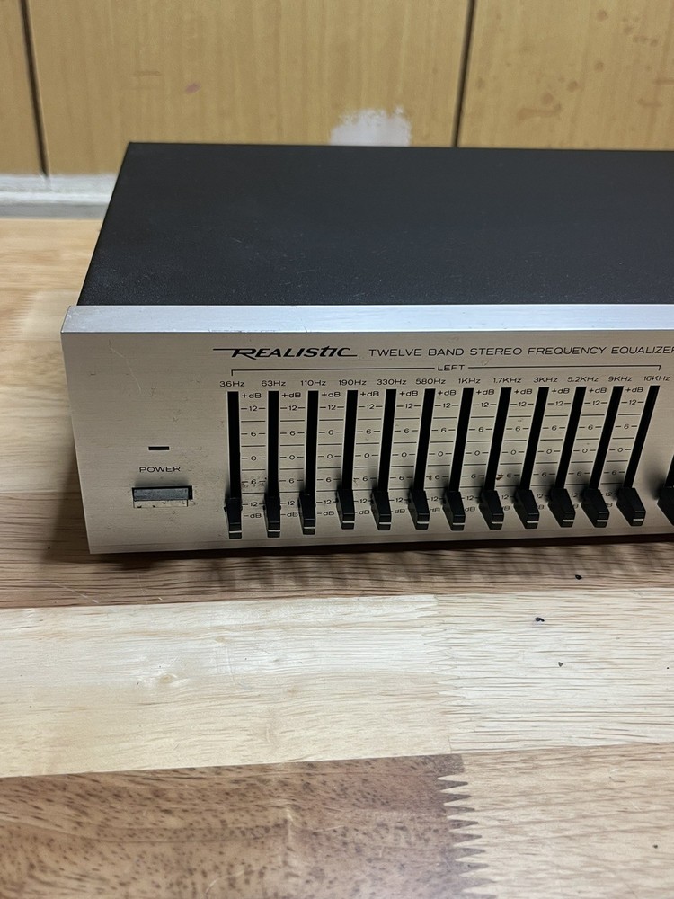 Realistic 12 Band Stereo Frequency Equalizer Model 31-2009