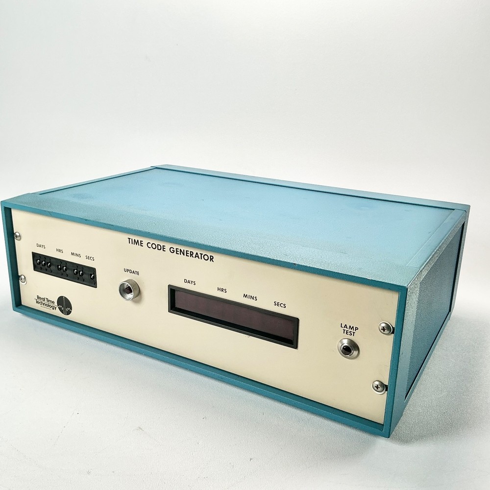 Real Time Technology Time Code Generator Vintage SMPTE Broadcast Unit Powers On