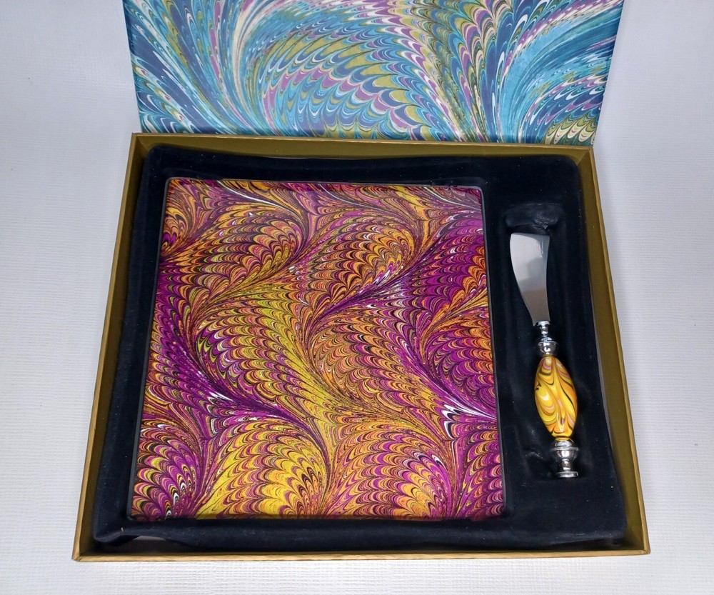 Two's Company Marbled Cheese Platter And Spreader Set Marbleize Pattern