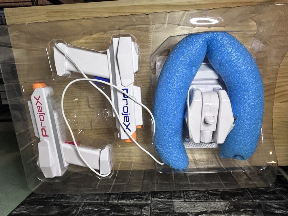 ProjeX Projecting Game Arcade Interactive Laser Animated Target - open box