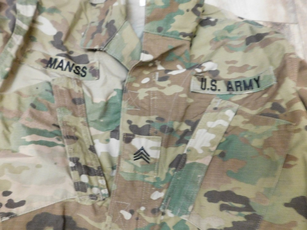 US ARMY OCP COAT SZ SMALL - LONG