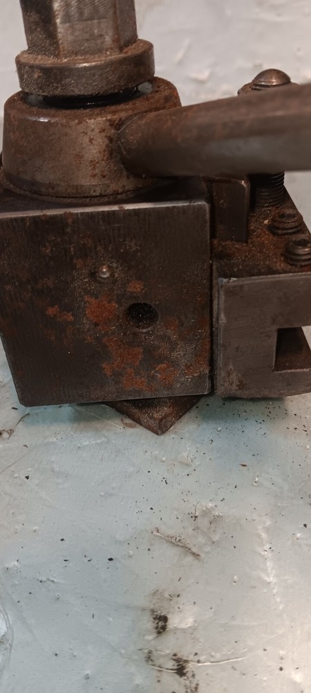 Aloris CA Quick Change Tool Post With Mounting Block And Bolt.