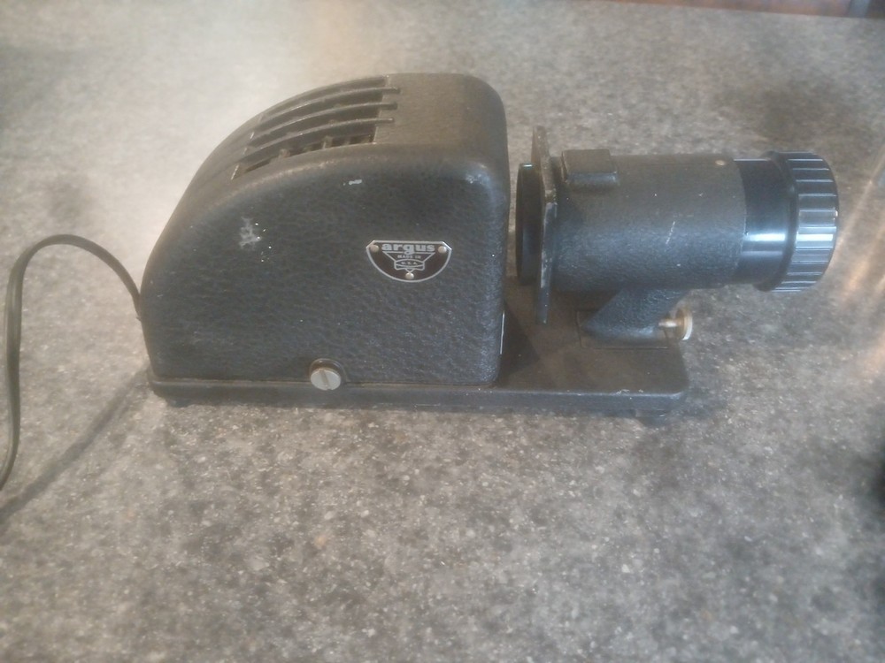 Vintage Argus Slide Projector