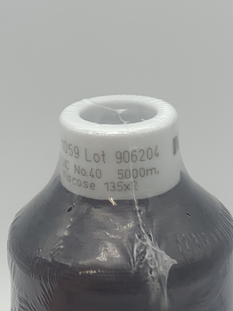 910-1059 MADEIRA CLASSIC RAYON #40 WEIGHT