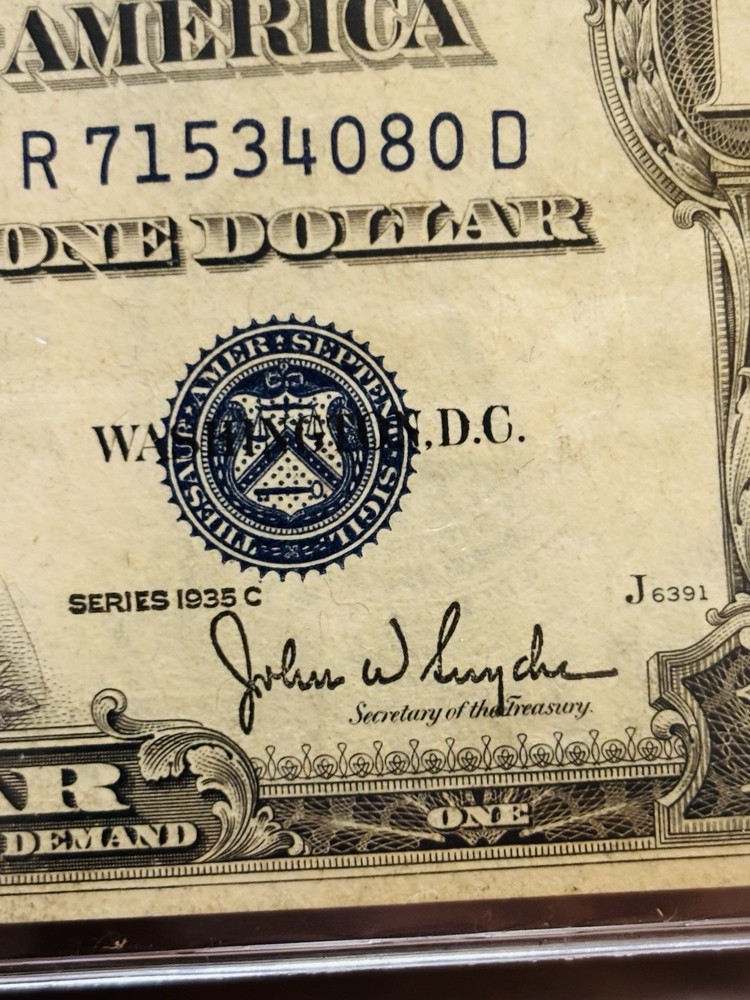 Crisp! 1935c 1$ Silver Certificate ERROR MISCUT Nice Pronounced Line