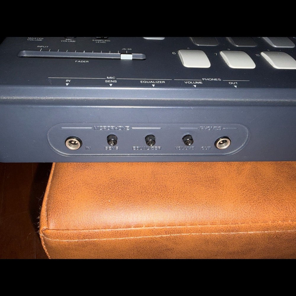 Roland JS-30 Sampling Workstation 8 Bit Sampler