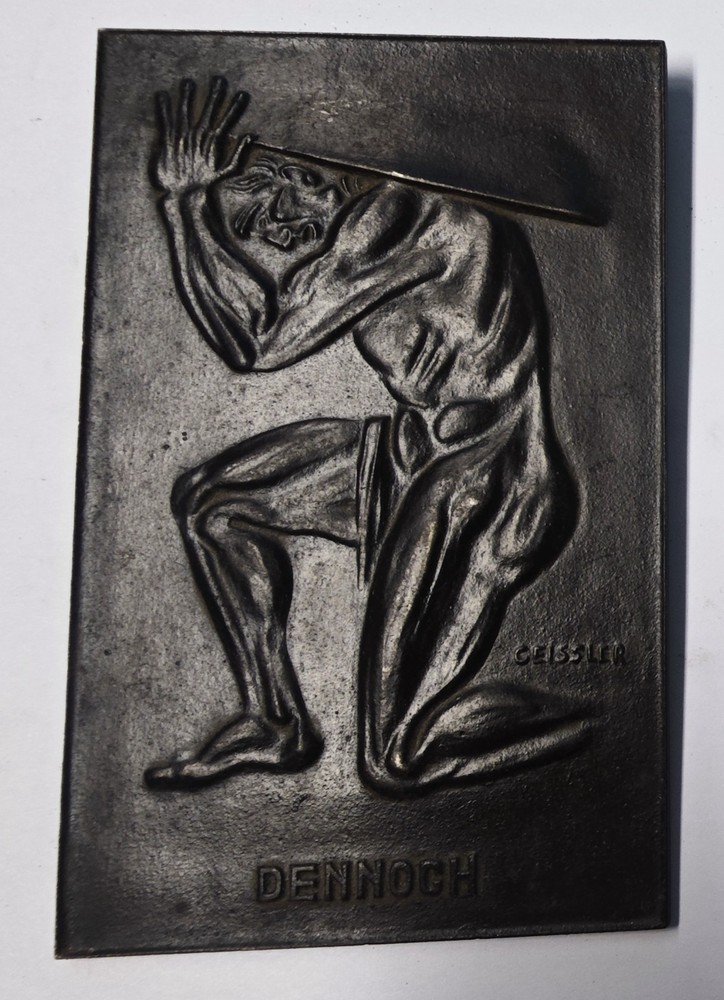 Lauchhammer Cast Iron Plaque Dennoch