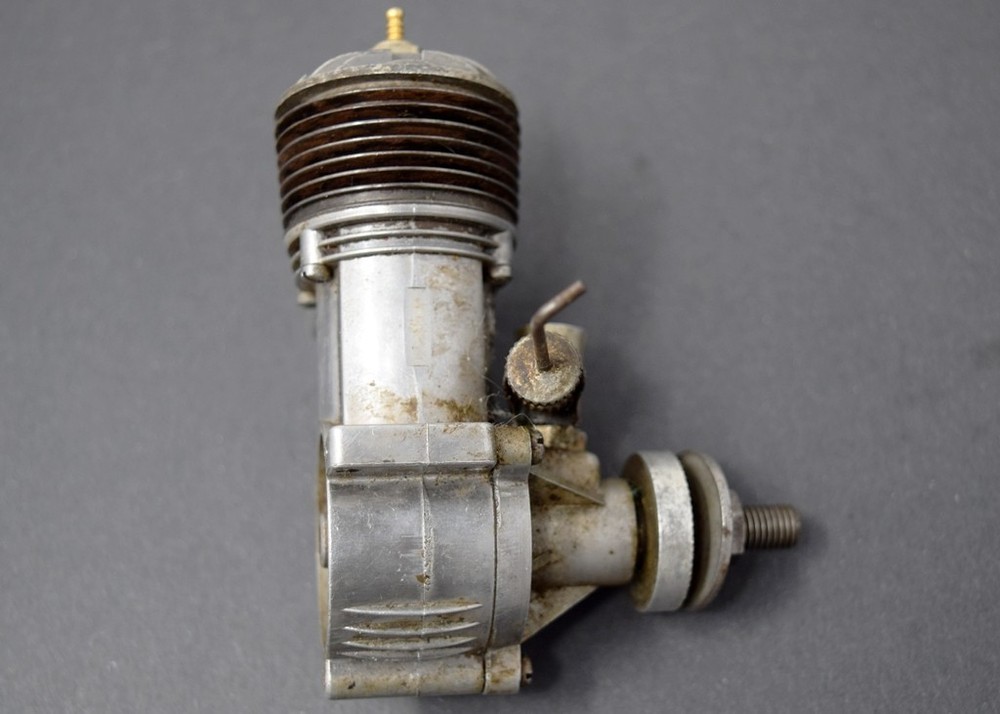 Vintage Forster .31 Model Airplane Engine 31