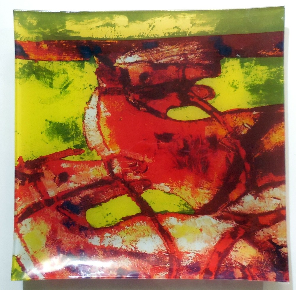 LARGE COLORED GLASS CENTERPIECE TRAY