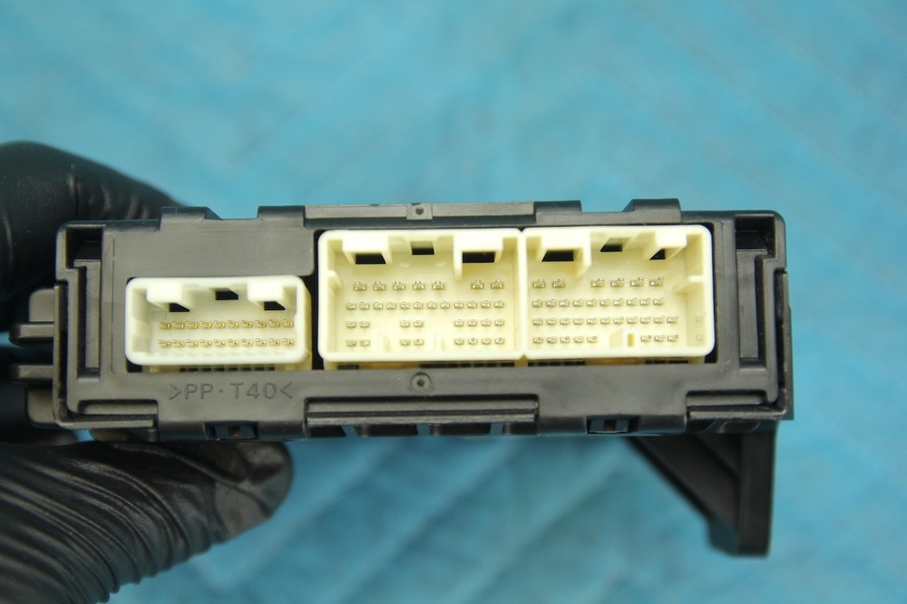 Lexus LS460 Front AC Amplifier 88650-50B71 2010 2011 2012 OEM