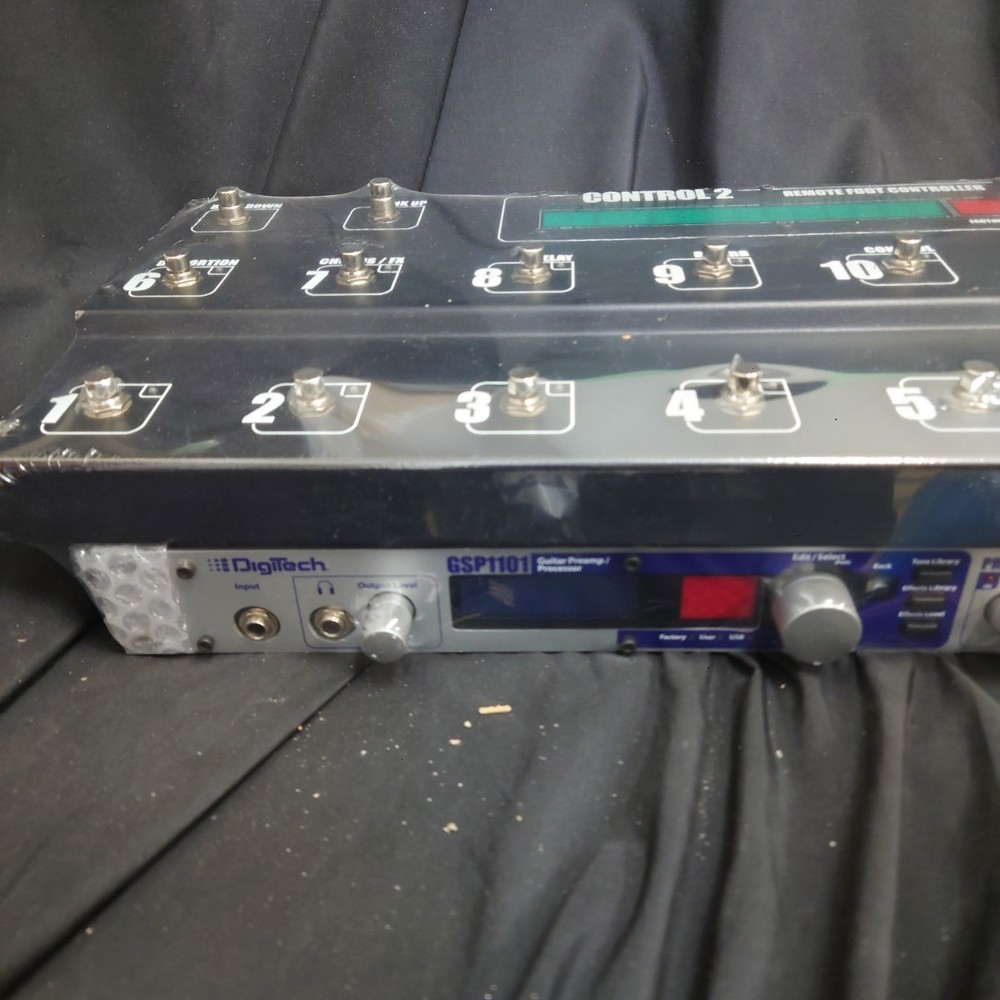 Digitech GSP1101 Multi Effects Processor Rack Guitar with Control 2 Foot Control