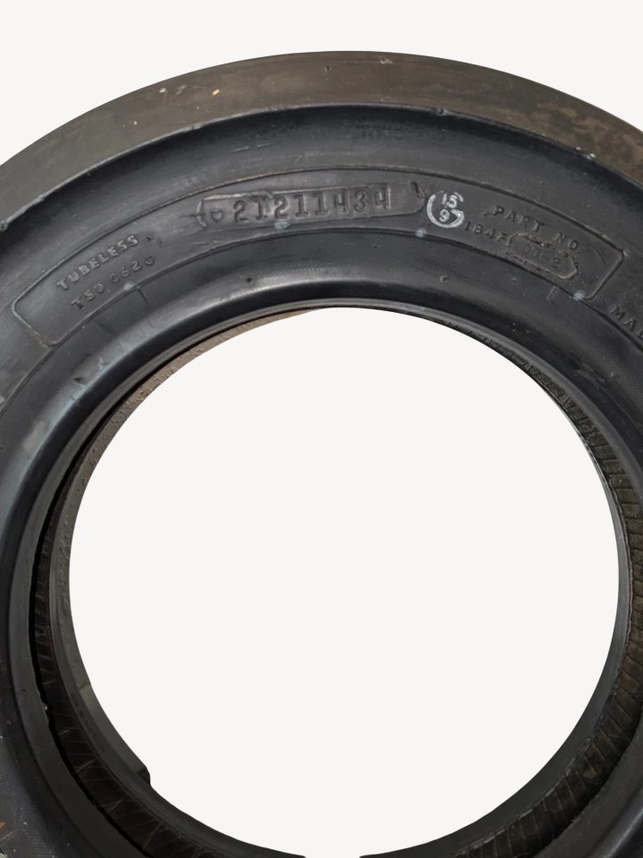 GOODYEAR-FLIGHT EAGLE 18X4.4 PN:184F 03-02