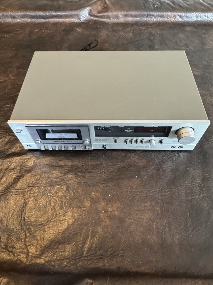 Technics cassette deck model RS-M24