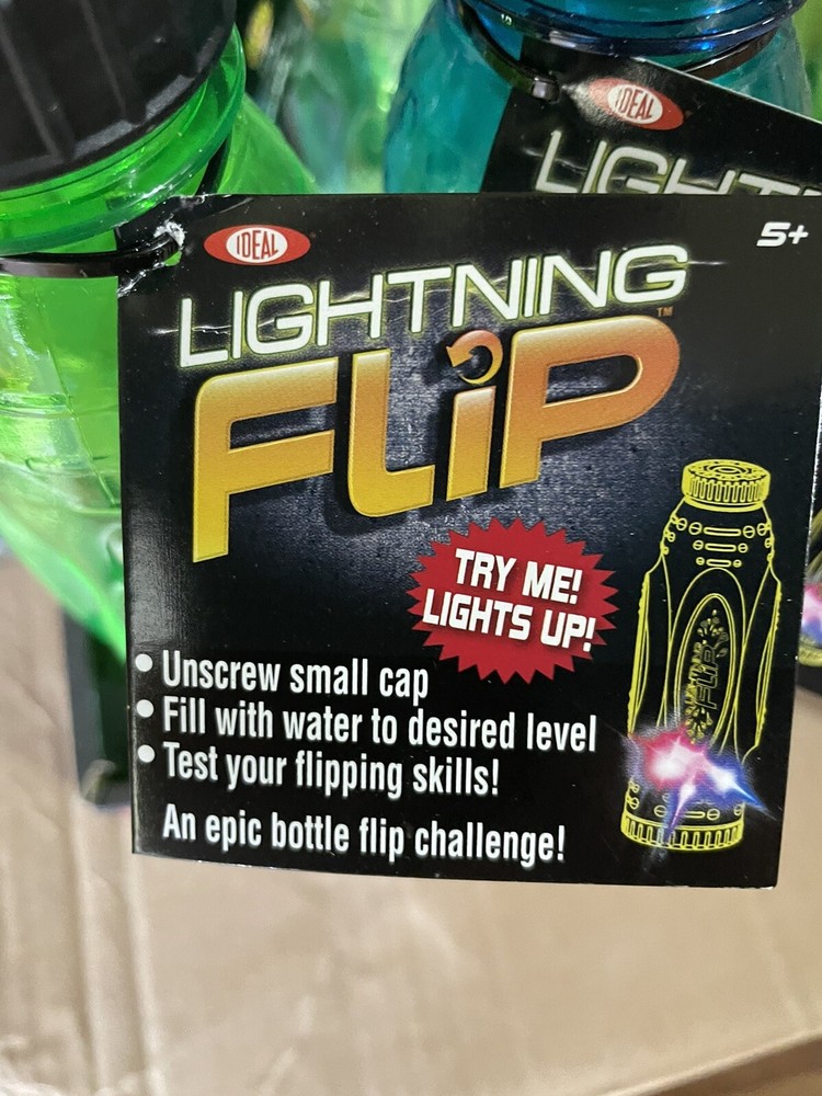LIGHTNING FLIP BOTTLE GAME LIGHTS UP