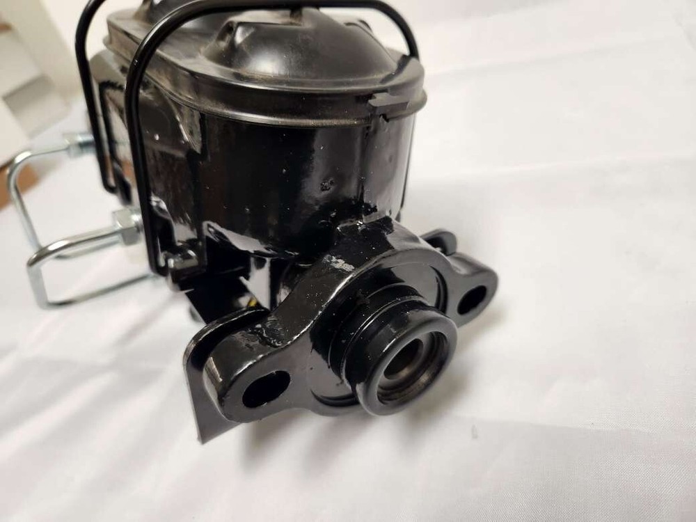 Black Master Cylinder 1" Bore w/ Bottom Mount Drum Drum Proportioning Valve Kit