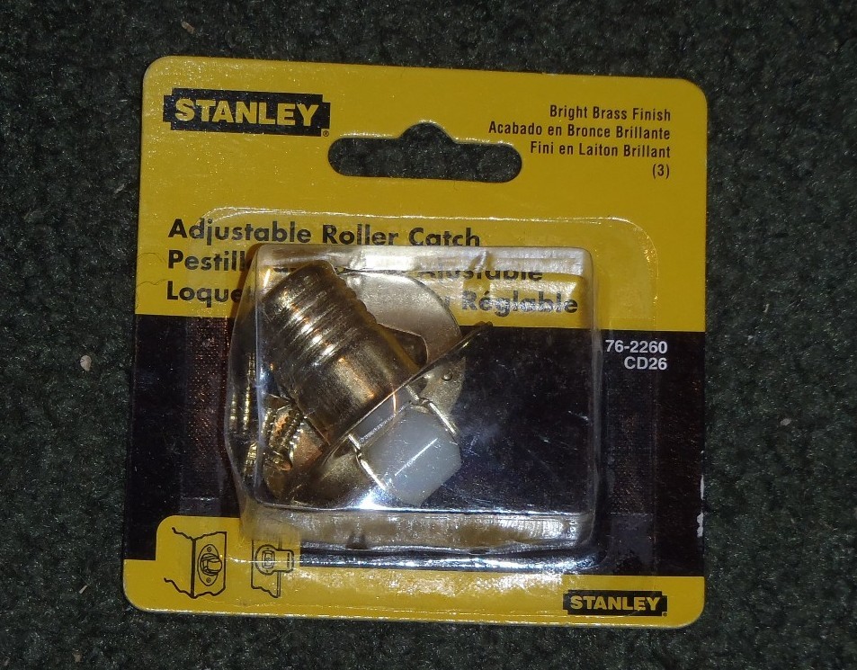 Stanley Adjustable Roller Catch Bright Brass 76-2260 ~ NEW