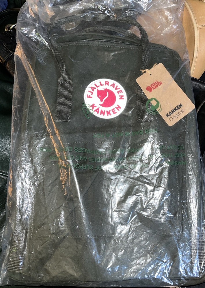 Fjallraven Kanken Backpack Deep Forest 23510-662