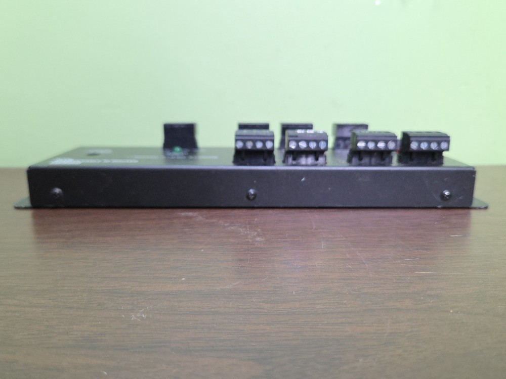 XANTECH RT8 ADDRESSABLE IR ROUTER