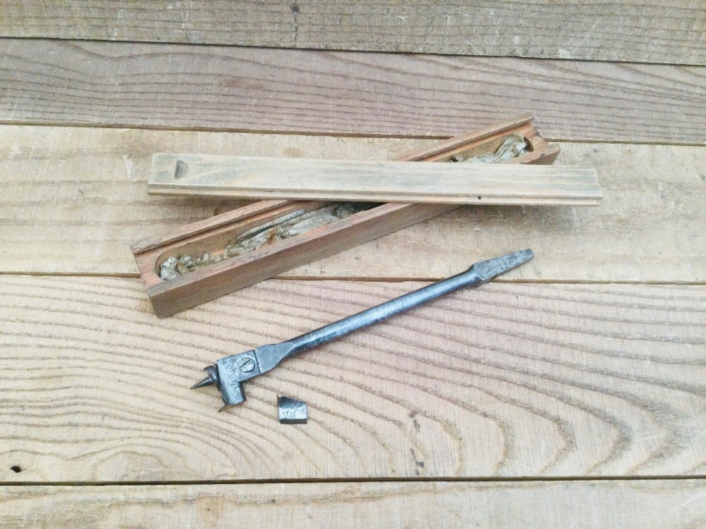Vintage Ridgeway Expansive Adjustable Auger Drill Brace Bit