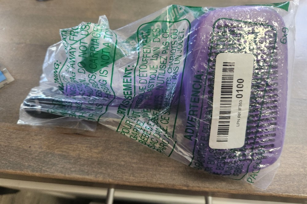 purple pet/ cat brush easy release