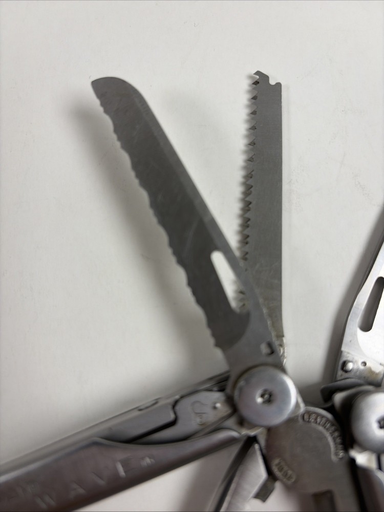 LEATHERMAN WAVE MULTITOOL Used with some light wear
