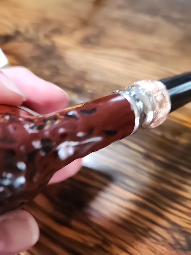 Estate Pipe With Chameleon