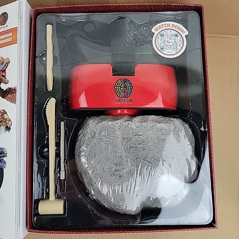 Virtual Reality Dinosaurs 80 Page Interactive Book