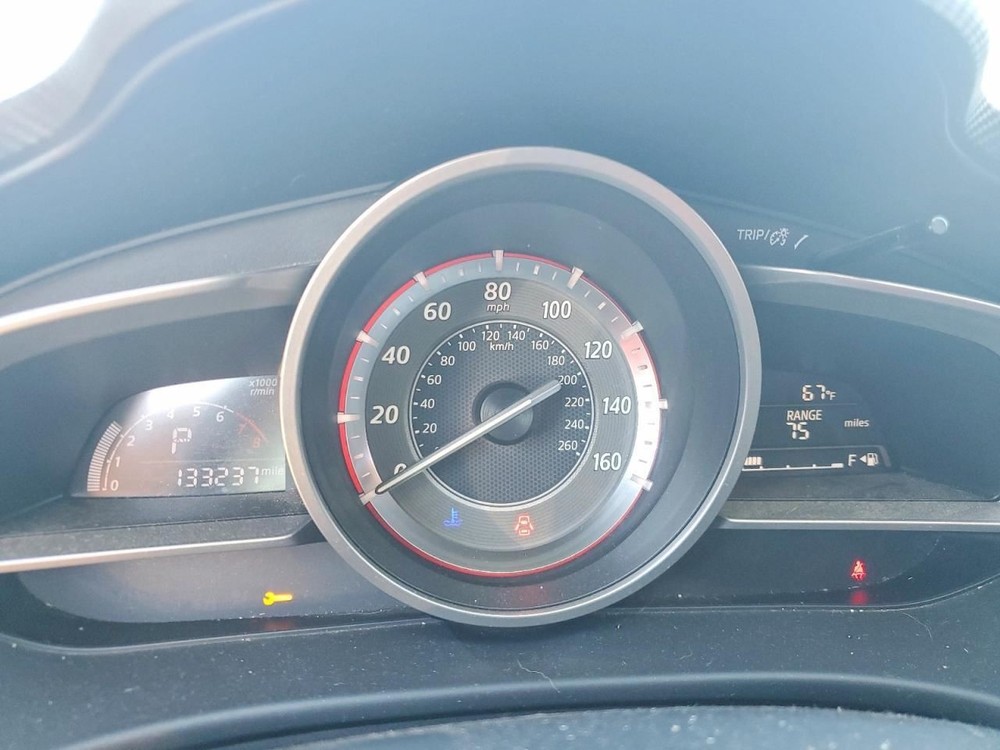 3 2014 Glove Box 5015574