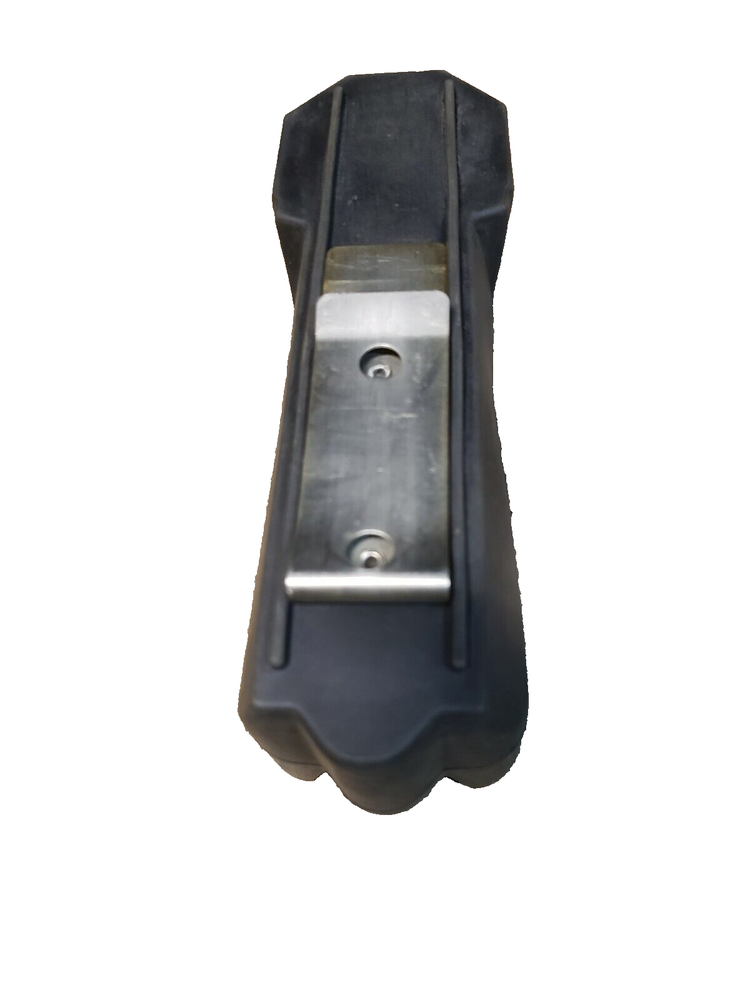 (QTY:1) DUCT-O-WIRE RC-B / RCB RUBBER PROTECTIVE BOOT COVER