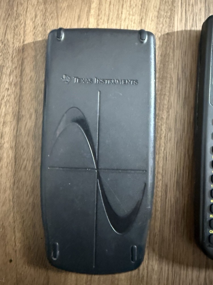 Texas Instruments TI-83 Plus Graphing Calculator LCD Display WORKING