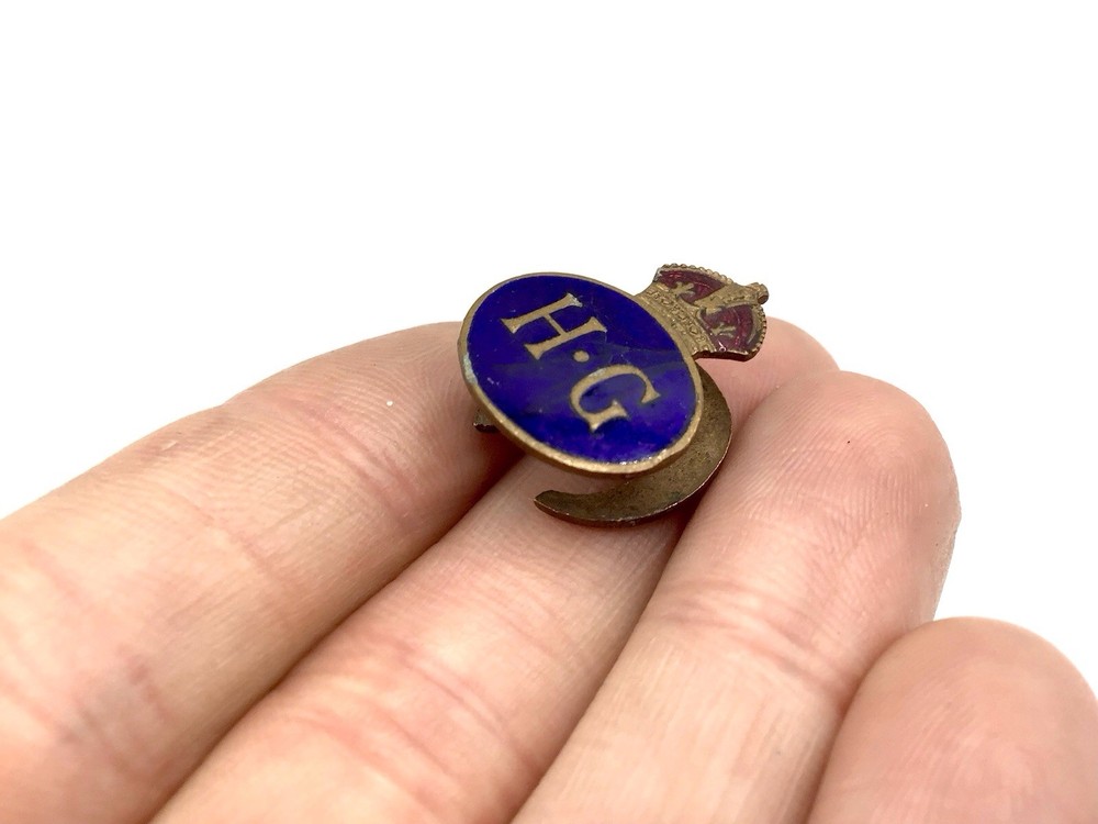WW2 HOME GUARD ENAMELLED LAPEL BADGE