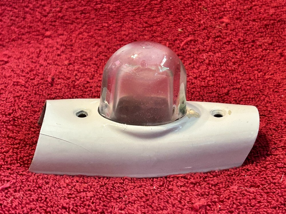 LENS AND SHIELD FOR AIRCRAFT NAVIGATION POSITION LIGHT