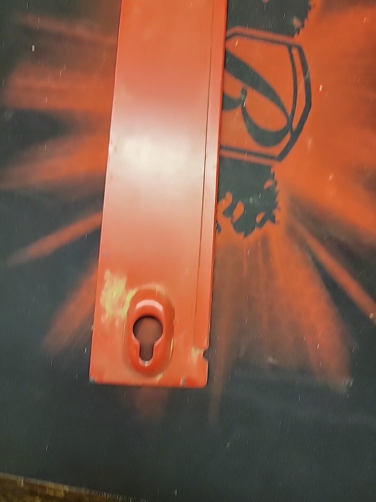 Craftsman 137. Series Table Saw Throat Plate Insert