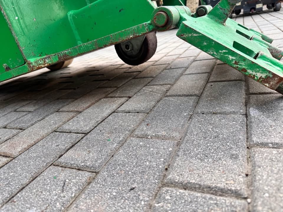 2018 Blast Pro BRB1500 Electric Floor Scraper