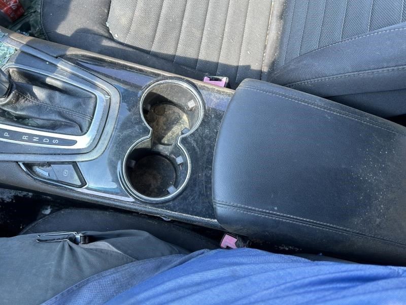 EDGE 2017 Fuse Box Cabin 104622476