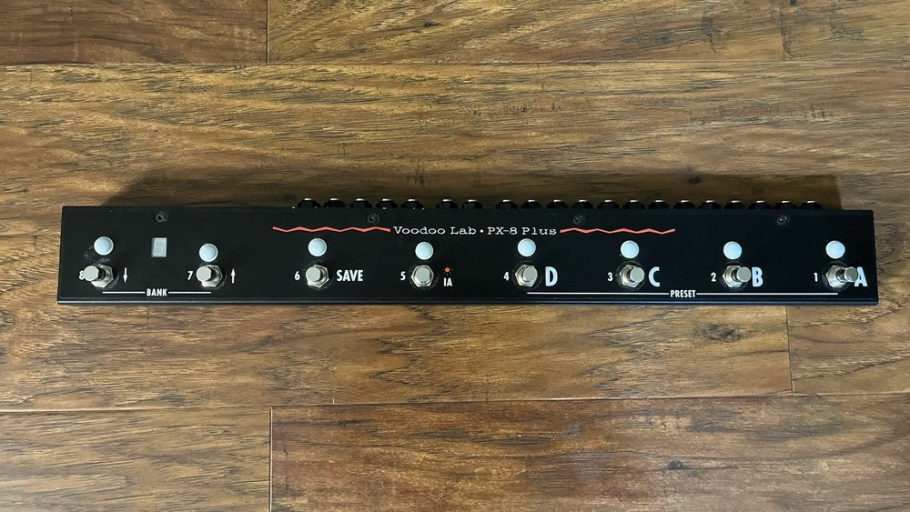 Voodoo Lab PX-8 Plus Programmable Pedal Switcher True Bypass