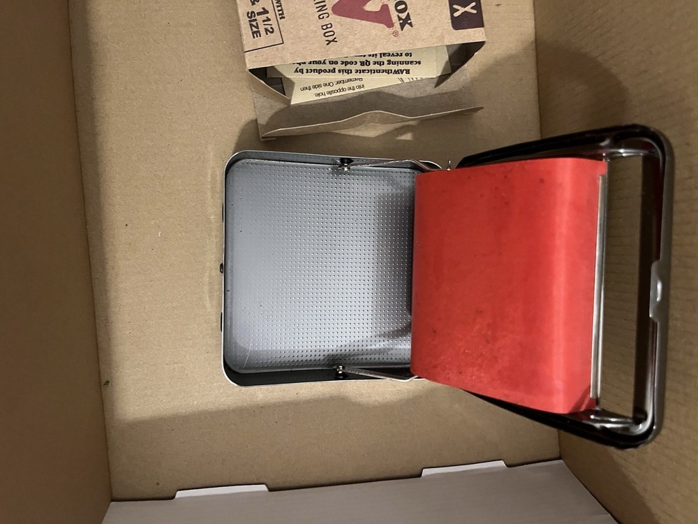 RAW 79mm Automatic Rolling Box MAX for 1 1/4 & 1 1/2 Size Cigarette Papers