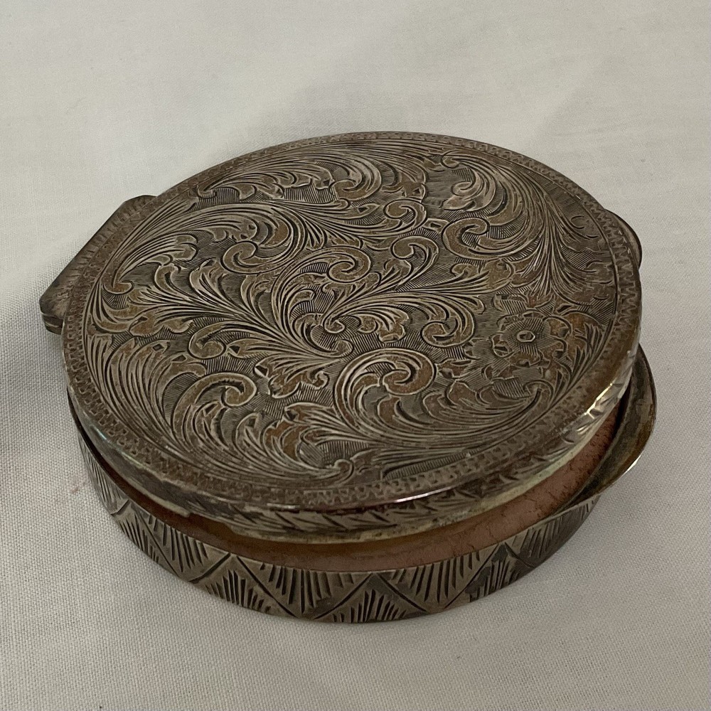 Vintage Silver Embossed Powder Compact w/Screen