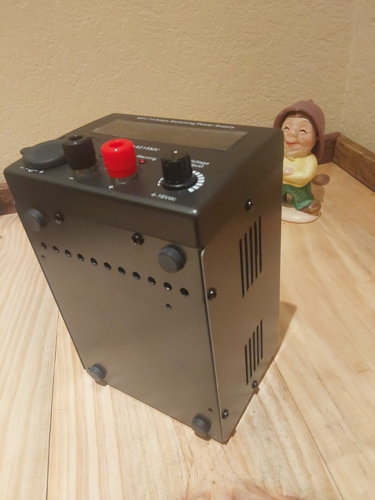 MFJ-4215MV Variable Switching POWER SUPPLY