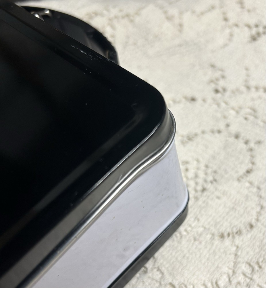 Beatles Black & White Tin