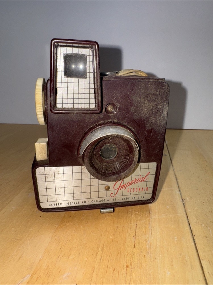IMPERIAL DEBONAIR CAMERA HERBERT GEORGE CO Untested