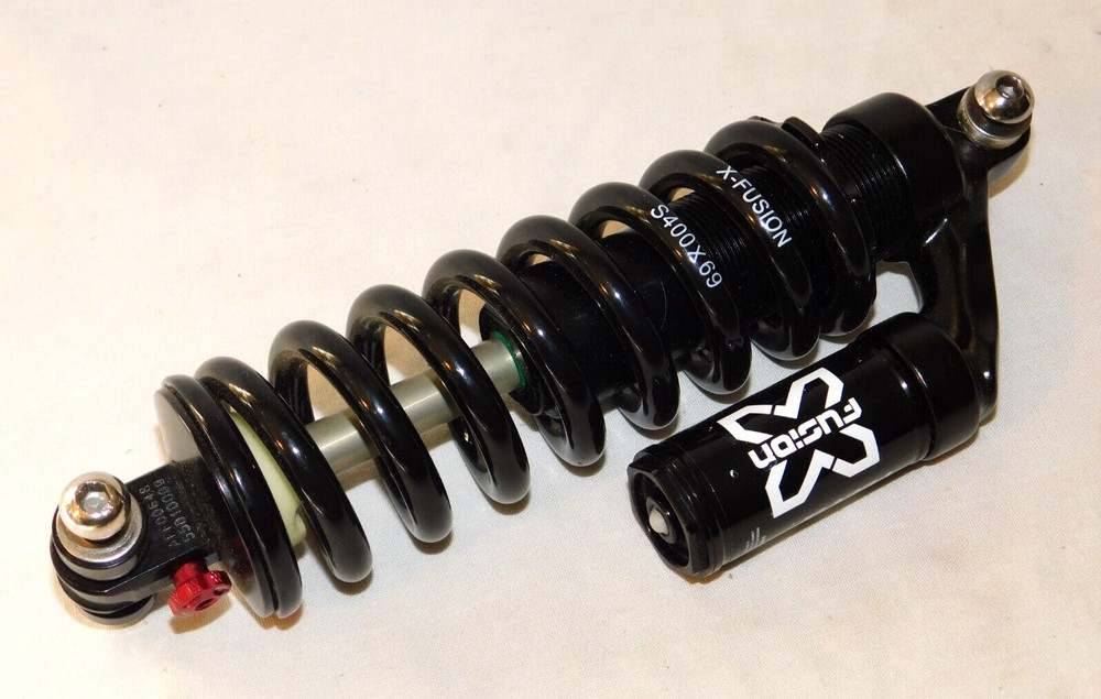 X-FUSION Vector S400X69 Rear Shock - Display model, Never Used