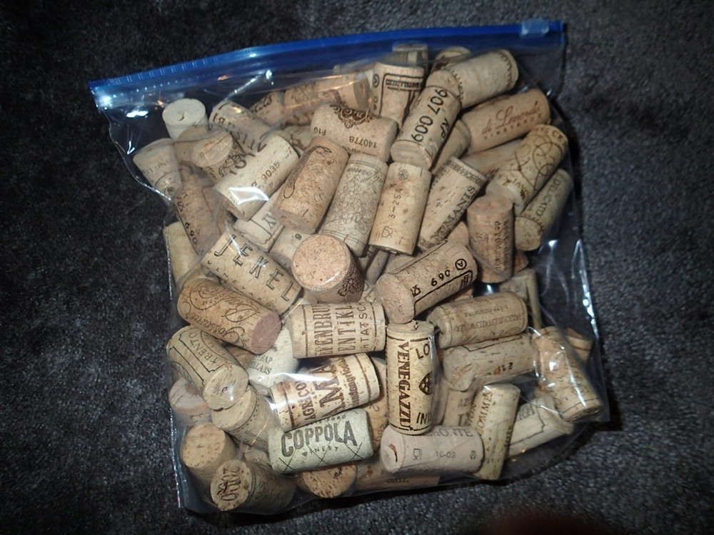 100 Authentic White Wine Corks