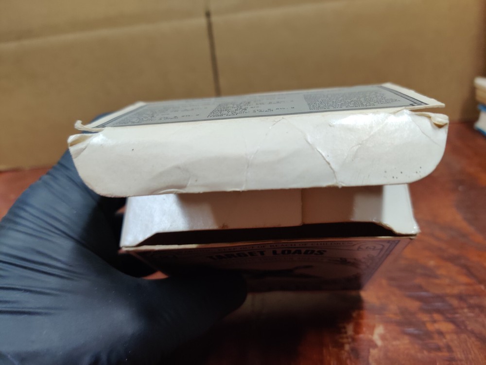 PETERS LIGHT TARGET LOAD Plastic Shotgun Shells, Empty Cardboard Box 12 Ga