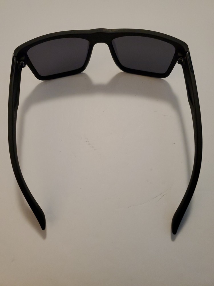 DUBERY BLACK FRAME SUNGLASSES